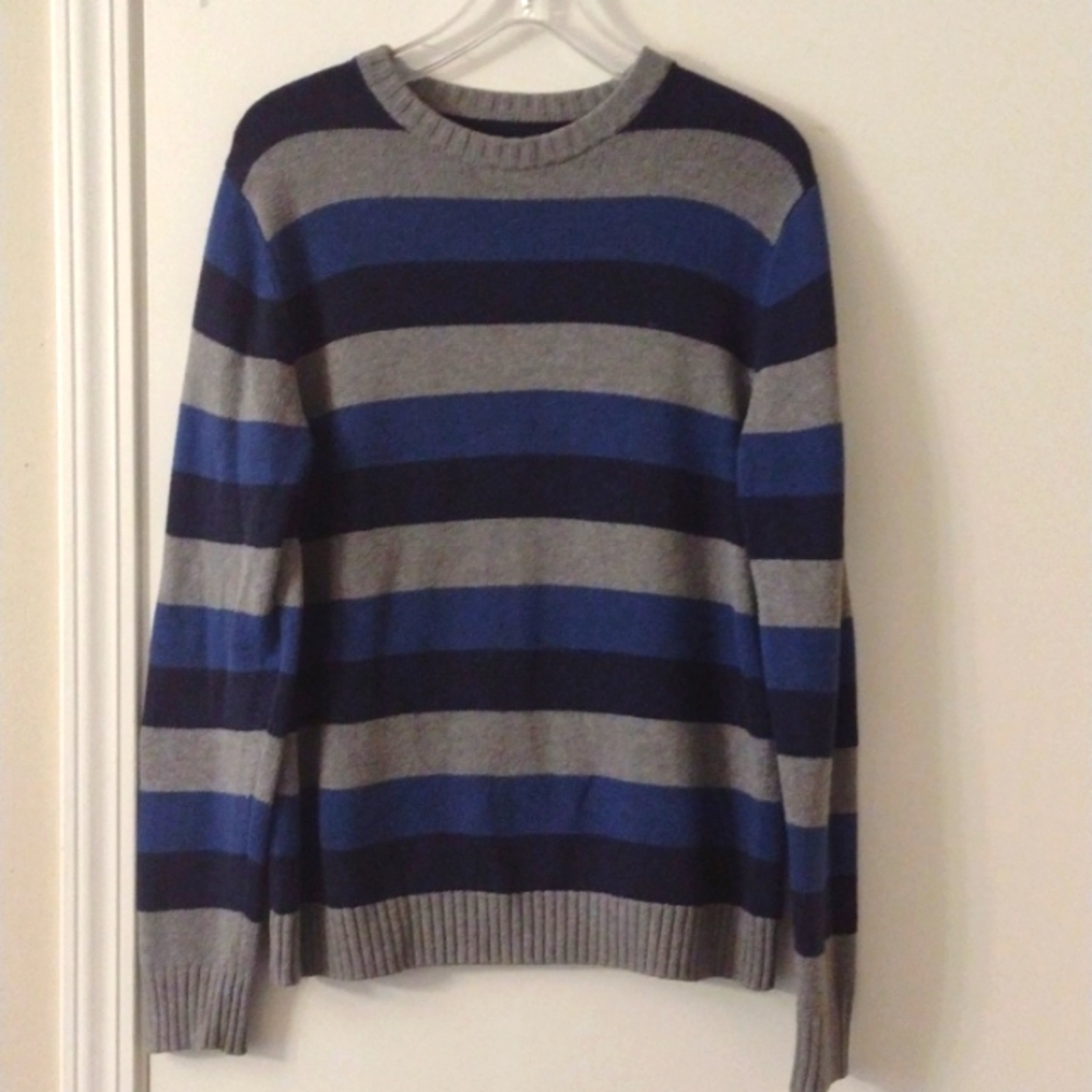 Men's gray navy blue striped sweater